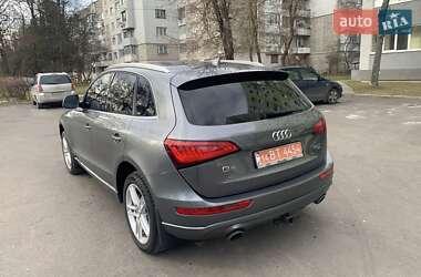 Внедорожник / Кроссовер Audi Q5 2013 в Новояворовске