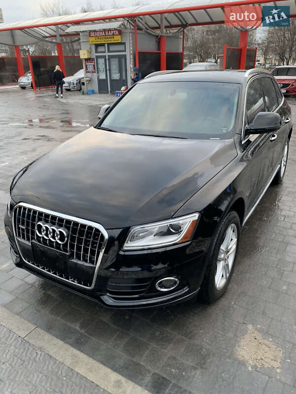 Внедорожник / Кроссовер Audi Q5 2016 в Новояворовске