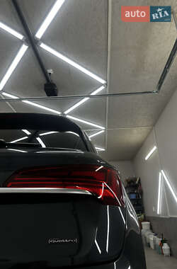 Внедорожник / Кроссовер Audi Q5 2021 в 