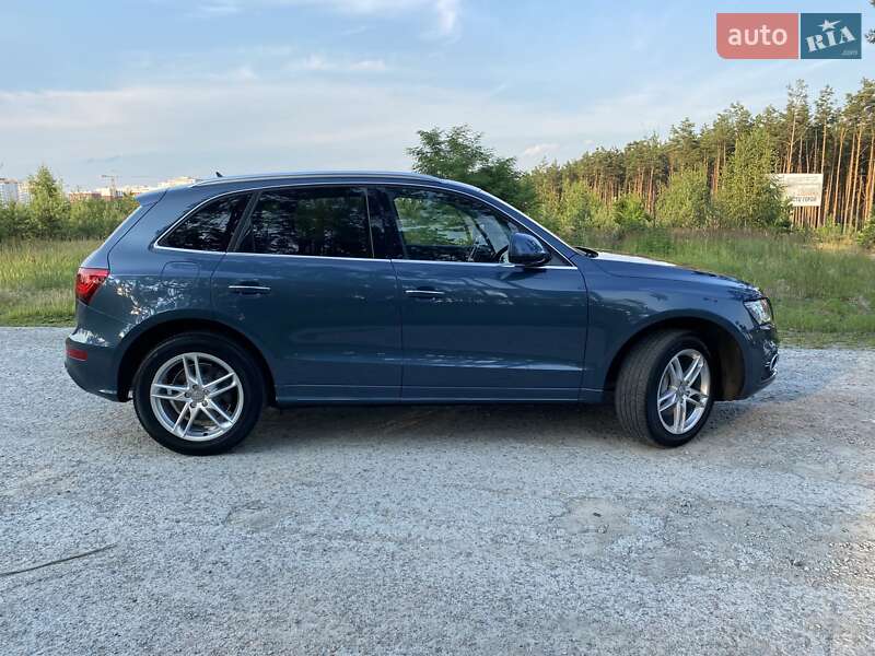 Внедорожник / Кроссовер Audi Q5 2015 в Киеве