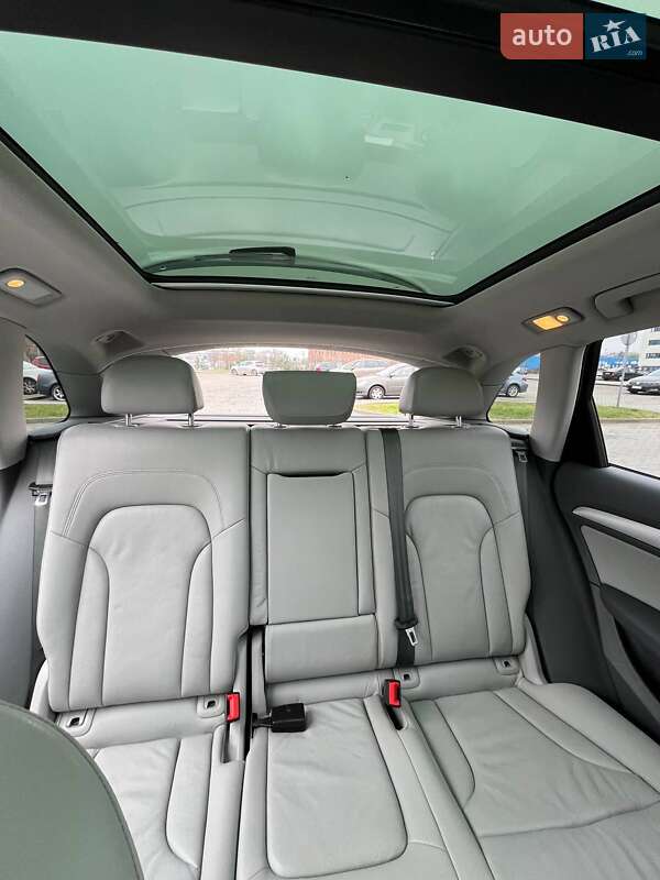 Внедорожник / Кроссовер Audi Q5 2016 в Львове