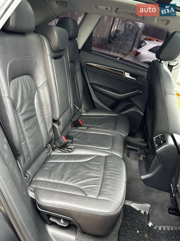 Внедорожник / Кроссовер Audi Q5 2015 в Стрые