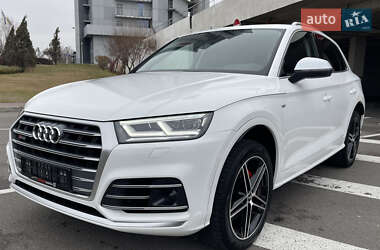 Внедорожник / Кроссовер Audi Q5 2018 в Киеве