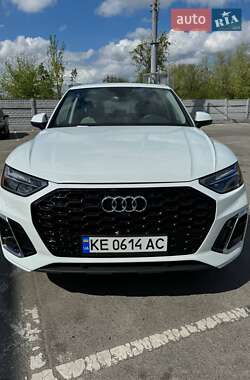 Внедорожник / Кроссовер Audi Q5 2022 в Днепре