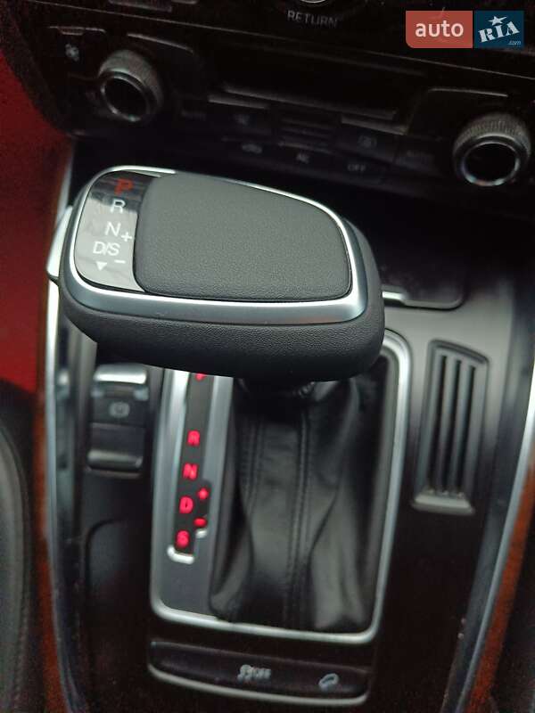 Внедорожник / Кроссовер Audi Q5 2011 в Запорожье