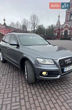 Внедорожник / Кроссовер Audi Q5 2015 в 