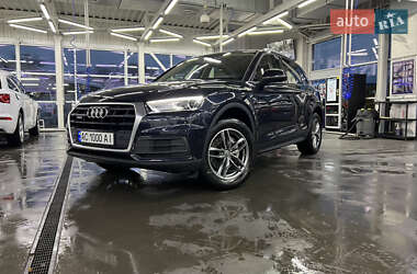 Внедорожник / Кроссовер Audi Q5 2018 в 