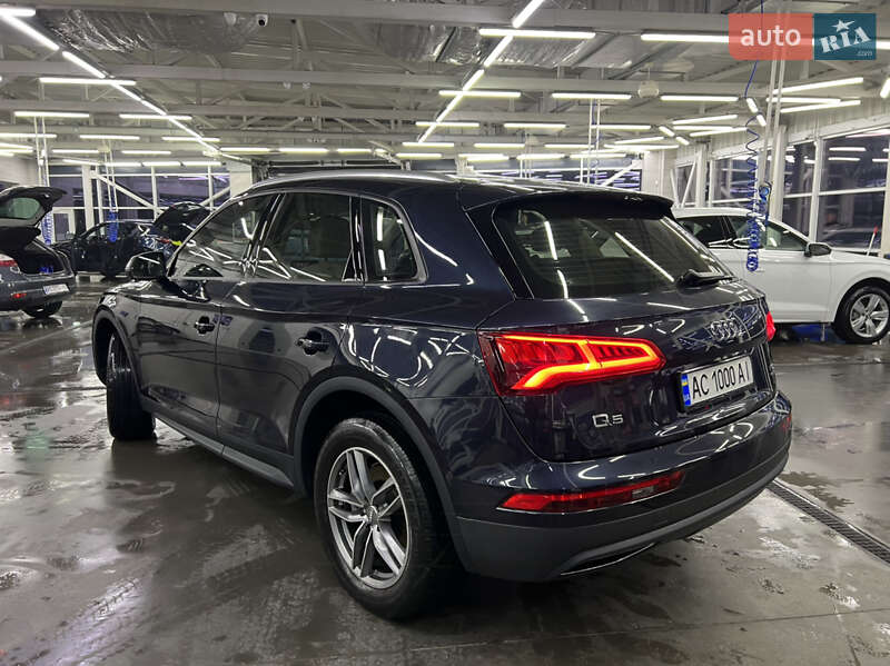 Внедорожник / Кроссовер Audi Q5 2018 в Луцке