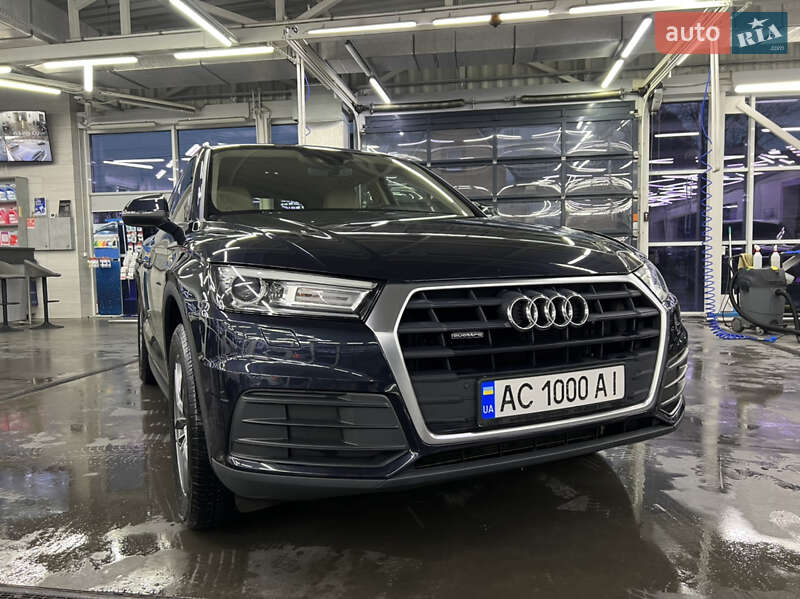 Внедорожник / Кроссовер Audi Q5 2018 в Луцке