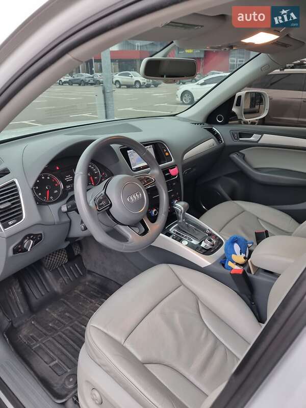 Внедорожник / Кроссовер Audi Q5 2015 в Киеве