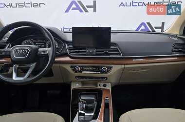 Позашляховик / Кросовер Audi Q5 2021 в 