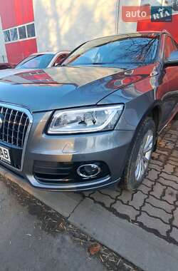 Внедорожник / Кроссовер Audi Q5 2015 в 