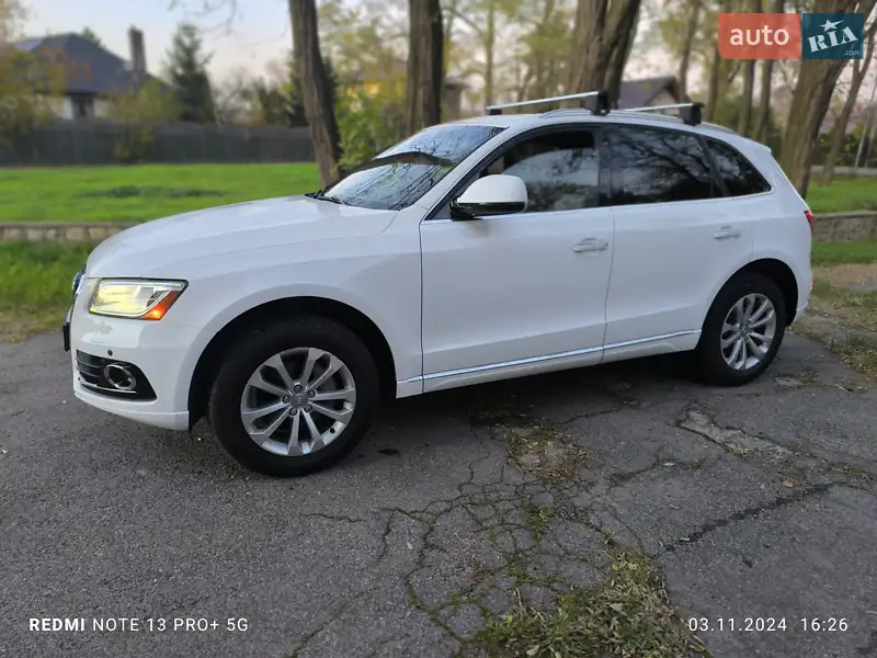 Внедорожник / Кроссовер Audi Q5 2015 в 