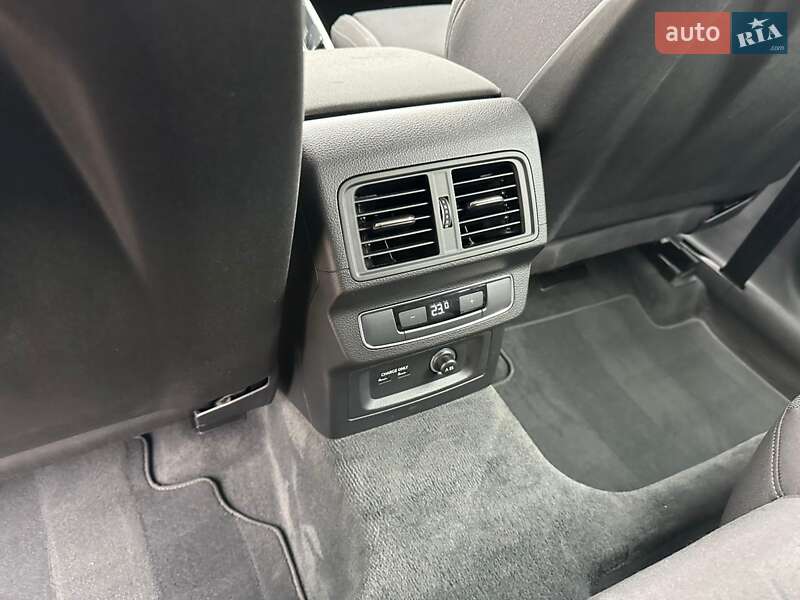 Внедорожник / Кроссовер Audi Q5 2021 в Луцке