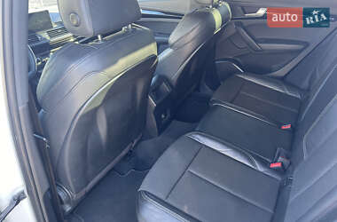 Внедорожник / Кроссовер Audi Q5 2017 в 