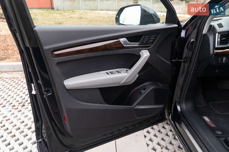 Внедорожник / Кроссовер Audi Q5 2018 в Самборе фото 23 Внедорожник / Кроссовер Audi Q5 2018 в Самборе