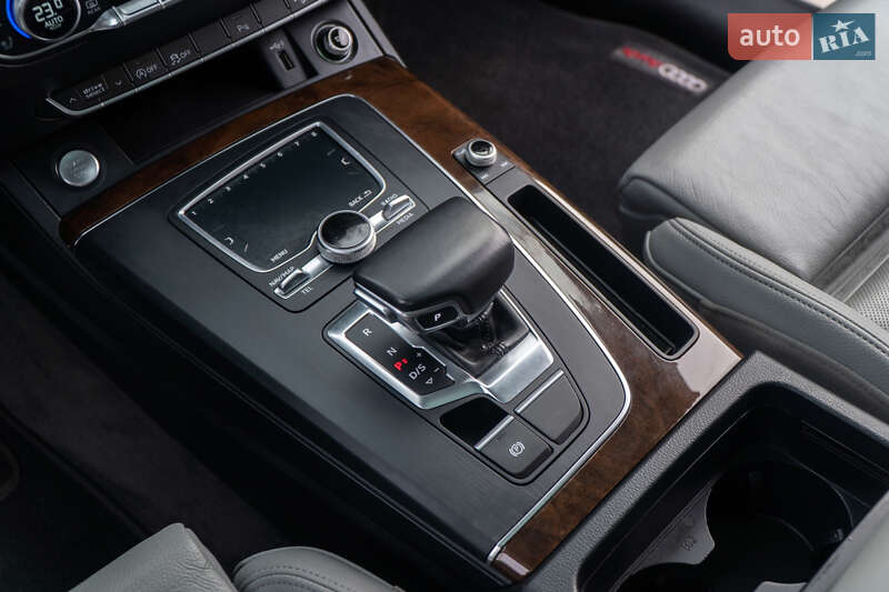 Внедорожник / Кроссовер Audi Q5 2018 в Самборе фото 25 Внедорожник / Кроссовер Audi Q5 2018 в Самборе