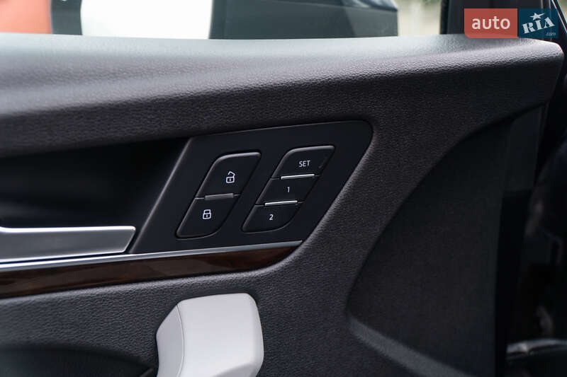 Внедорожник / Кроссовер Audi Q5 2018 в Самборе фото 32 Внедорожник / Кроссовер Audi Q5 2018 в Самборе