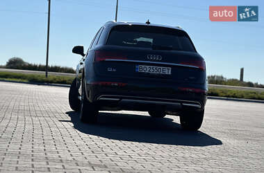 Внедорожник / Кроссовер Audi Q5 2022 в Бучаче