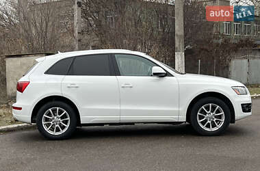 Внедорожник / Кроссовер Audi Q5 2010 в 