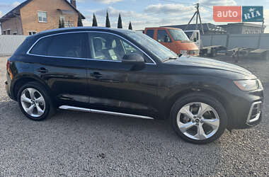 Внедорожник / Кроссовер Audi Q5 2021 в Луцке