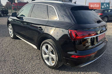 Внедорожник / Кроссовер Audi Q5 2021 в Луцке