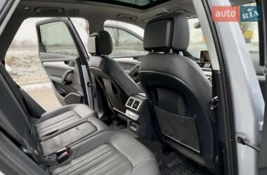 Позашляховик / Кросовер Audi Q5 2018 в 