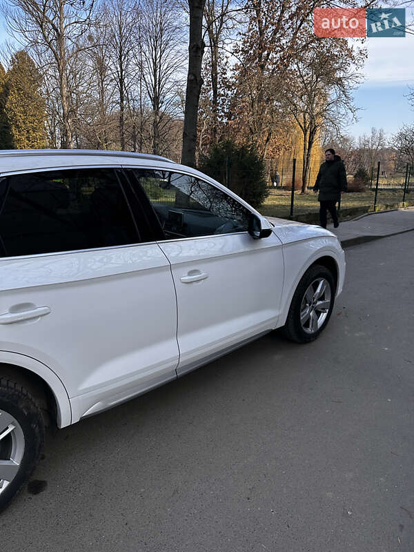 Внедорожник / Кроссовер Audi Q5 2018 в Львове