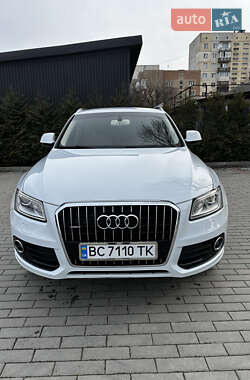 Позашляховик / Кросовер Audi Q5 2016 в 