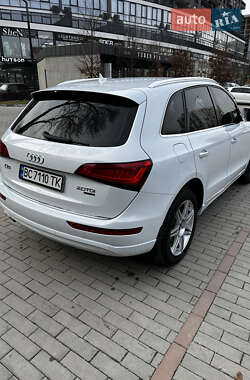 Позашляховик / Кросовер Audi Q5 2016 в 