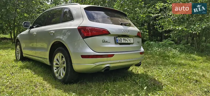 Внедорожник / Кроссовер Audi Q5 2012 в 