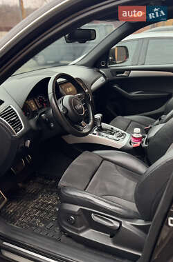 Внедорожник / Кроссовер Audi Q5 2011 в 