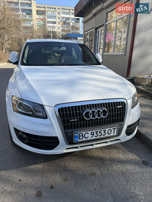 Позашляховик / Кросовер Audi Q5 2011 в Львові