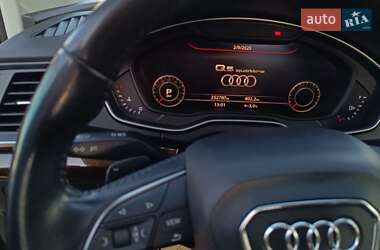 Позашляховик / Кросовер Audi Q5 2018 в 