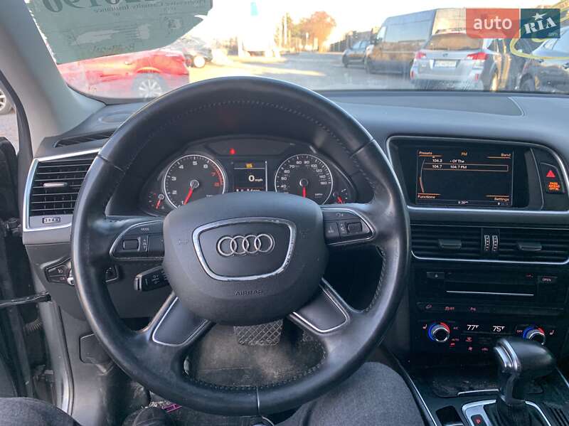 Позашляховик / Кросовер Audi Q5 2015 в Львові