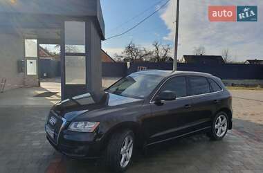 Позашляховик / Кросовер Audi Q5 2011 в Романіву