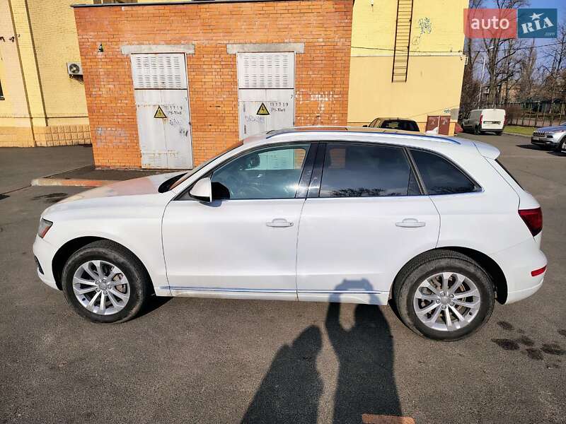 Внедорожник / Кроссовер Audi Q5 2013 в Днепре