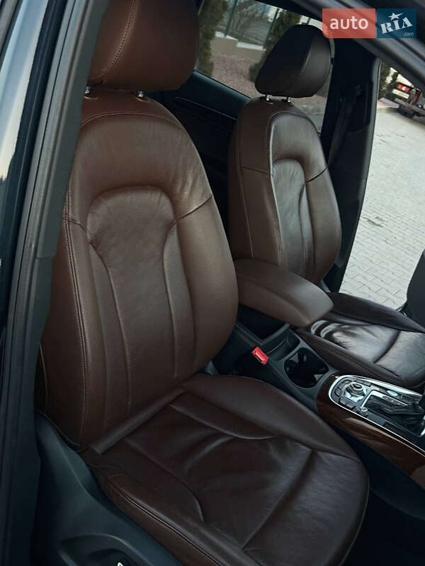 Внедорожник / Кроссовер Audi Q5 2015 в Вишневом