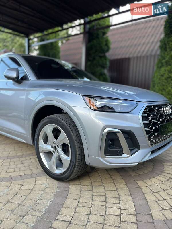 Позашляховик / Кросовер Audi Q5 2022 в Сумах