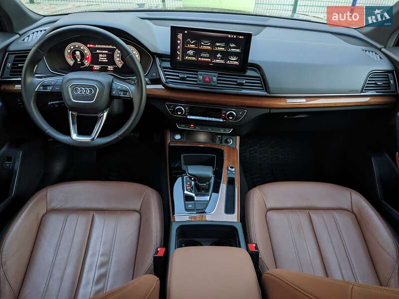 Внедорожник / Кроссовер Audi Q5 2021 в Одессе