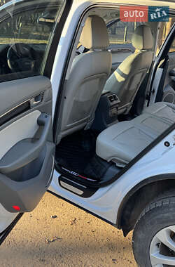 Внедорожник / Кроссовер Audi Q5 2014 в 