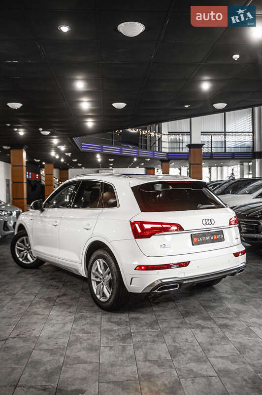 Внедорожник / Кроссовер Audi Q5 2021 в Одессе