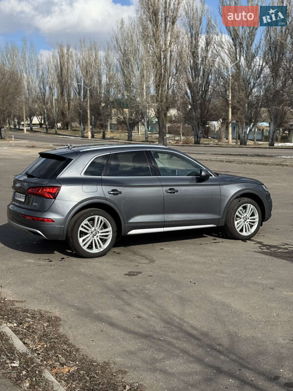 Внедорожник / Кроссовер Audi Q5 2018 в Измаиле