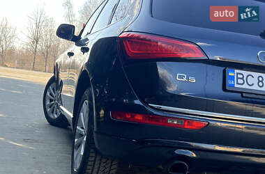 Внедорожник / Кроссовер Audi Q5 2015 в 