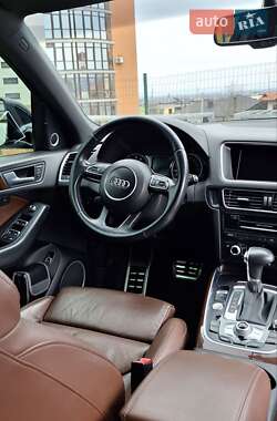 Внедорожник / Кроссовер Audi Q5 2015 в 