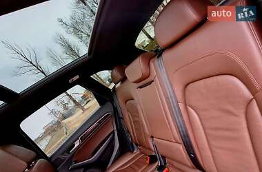 Внедорожник / Кроссовер Audi Q5 2015 в 
