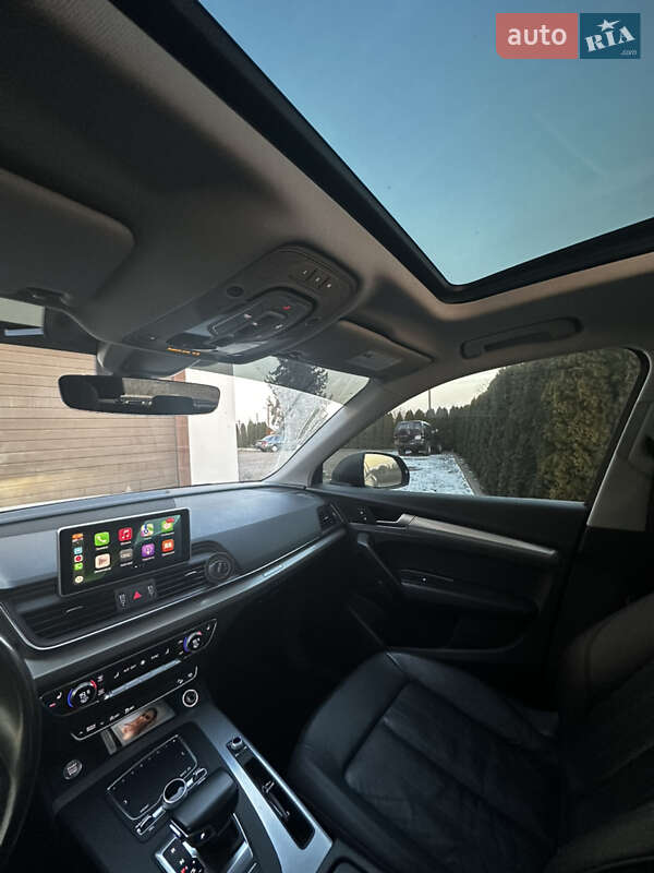 Внедорожник / Кроссовер Audi Q5 2017 в Львове