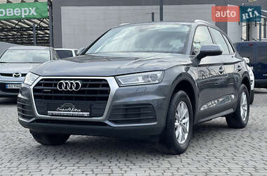 Внедорожник / Кроссовер Audi Q5 2019 в 