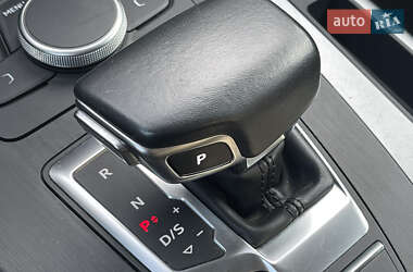 Внедорожник / Кроссовер Audi Q5 2019 в 