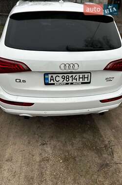 Внедорожник / Кроссовер Audi Q5 2012 в 